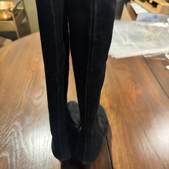 La Canadienne Black Suede Platform Knee-High Boots - Picture 6 of 6